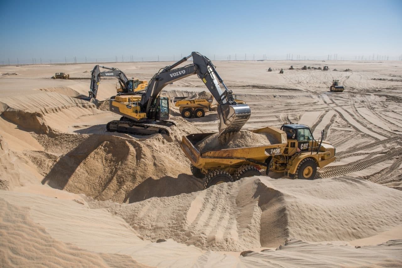 Heavy equipment rental
